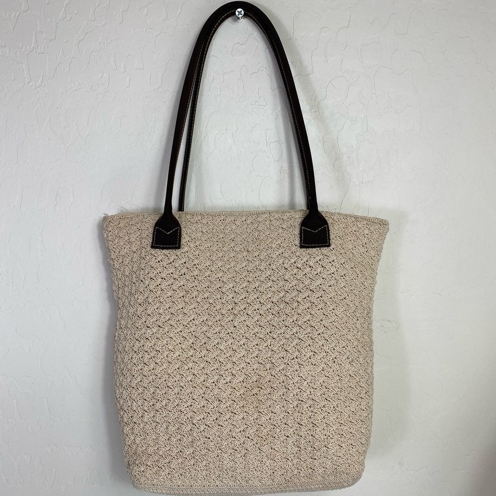 Chic Beige Tote Bag with Brown handles crochet